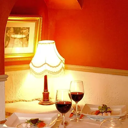 Richmond House 3*