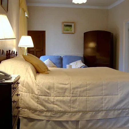 Bed & Breakfast Richmond House 3*